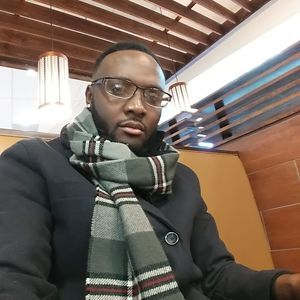 Meet your Posher, Cedric